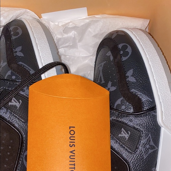 COPY - Men’s Louis Vuitton sneaker - Picture 3 of 8